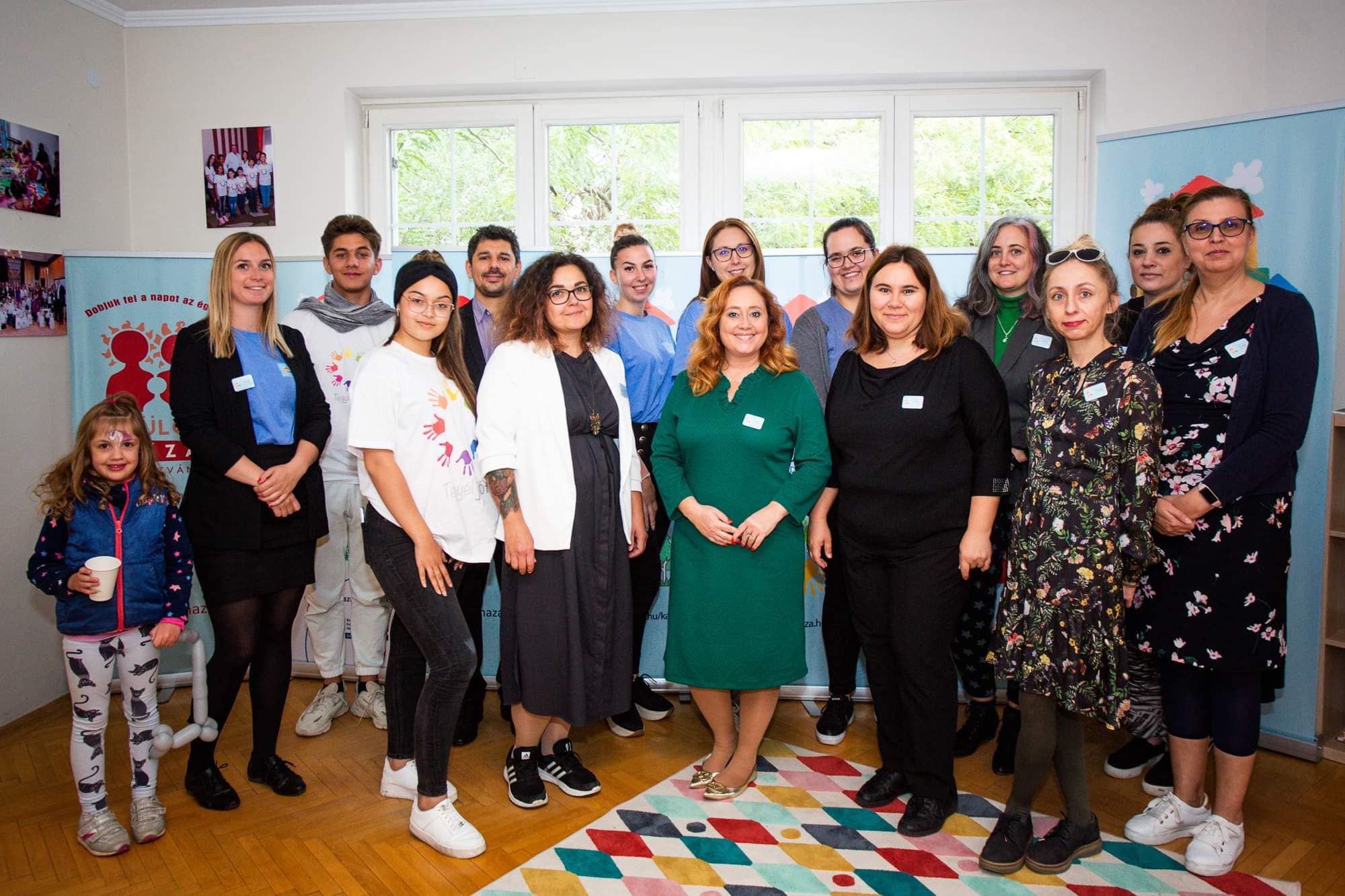 Páratlanul támogató közeg – szülőknek