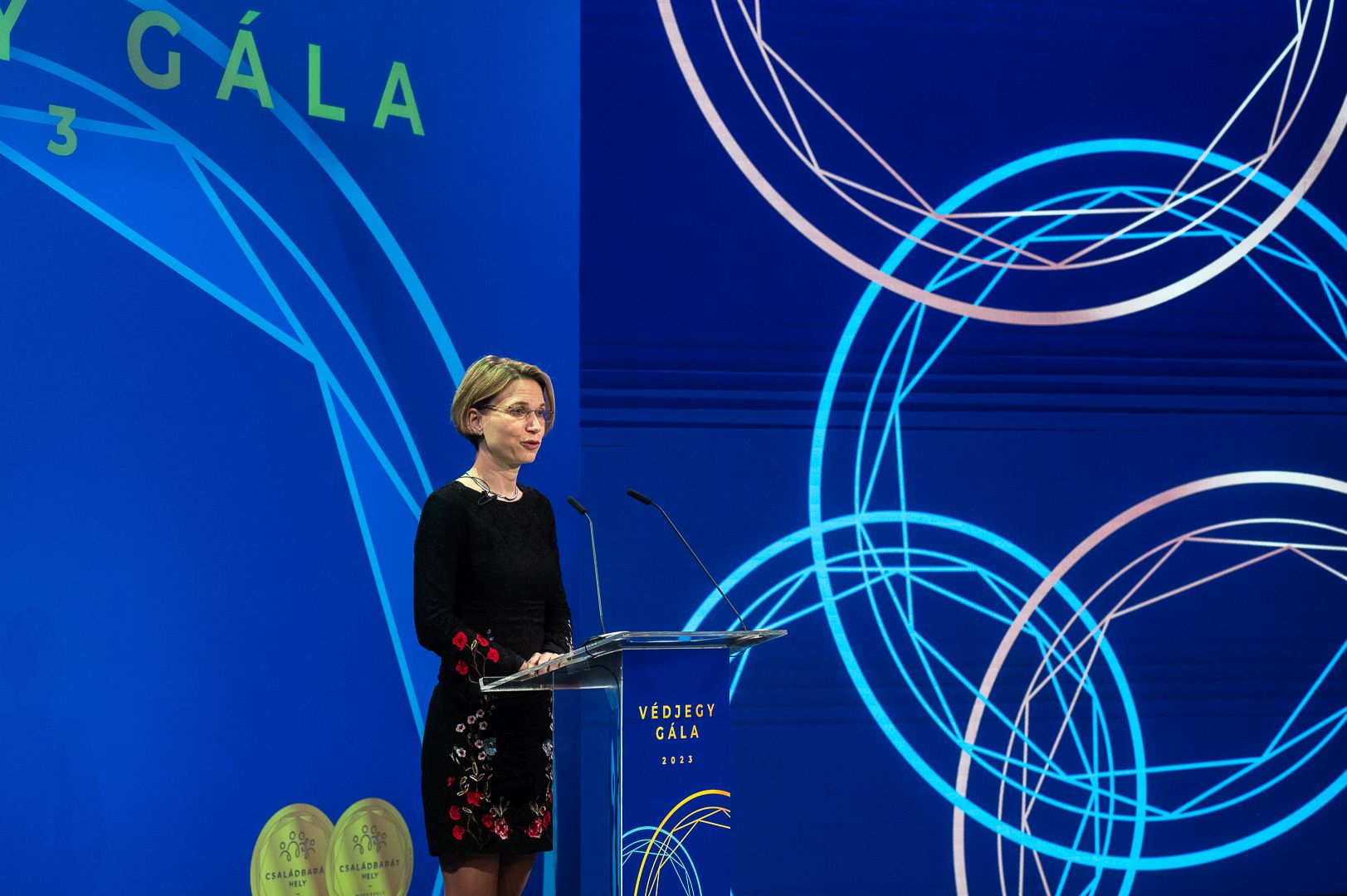 A Kiemelkedően Családbarát Hely díjról a Retro Rádióban