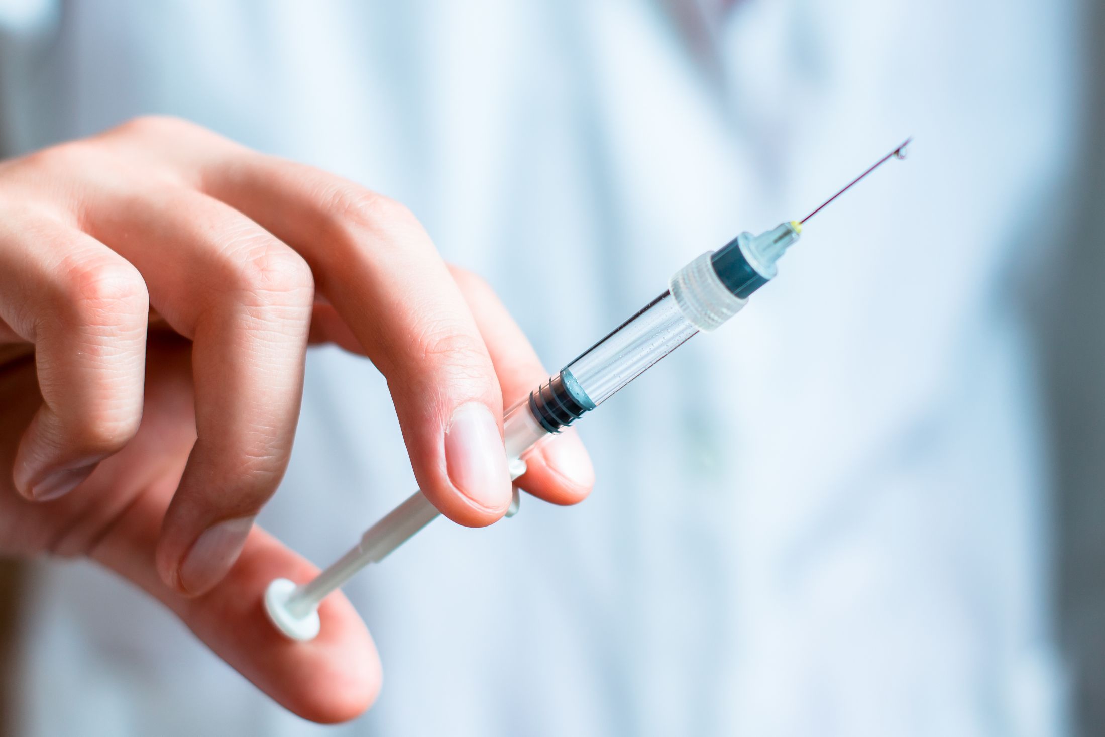 Ideje van a szúrásnak