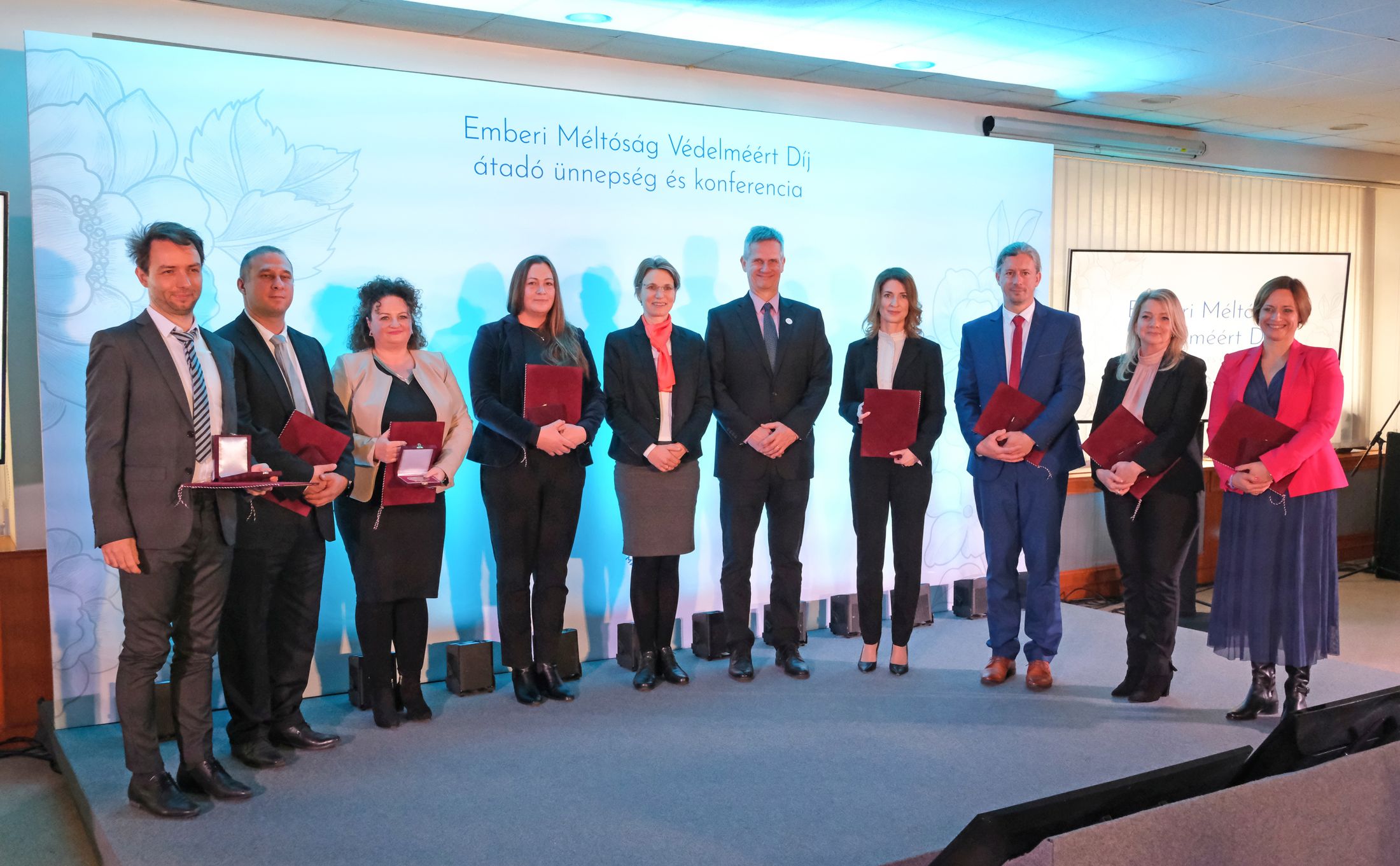 Átadták az Emberi Méltóság Védelméért Díjakat