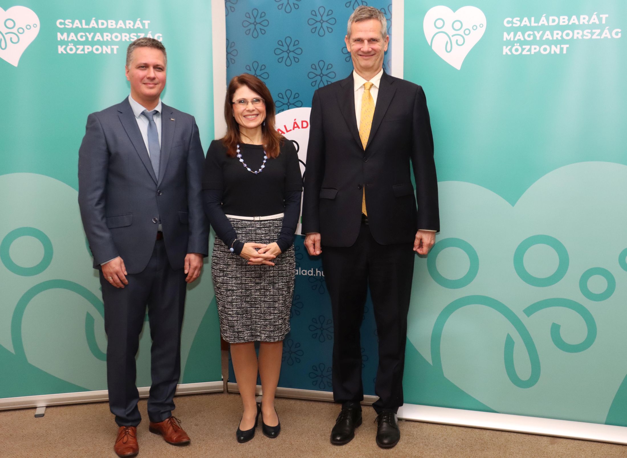 Munka-magánélet kutatás - sajtószemle