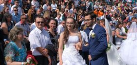 Esküvő több ezres násznéppel – pályázat