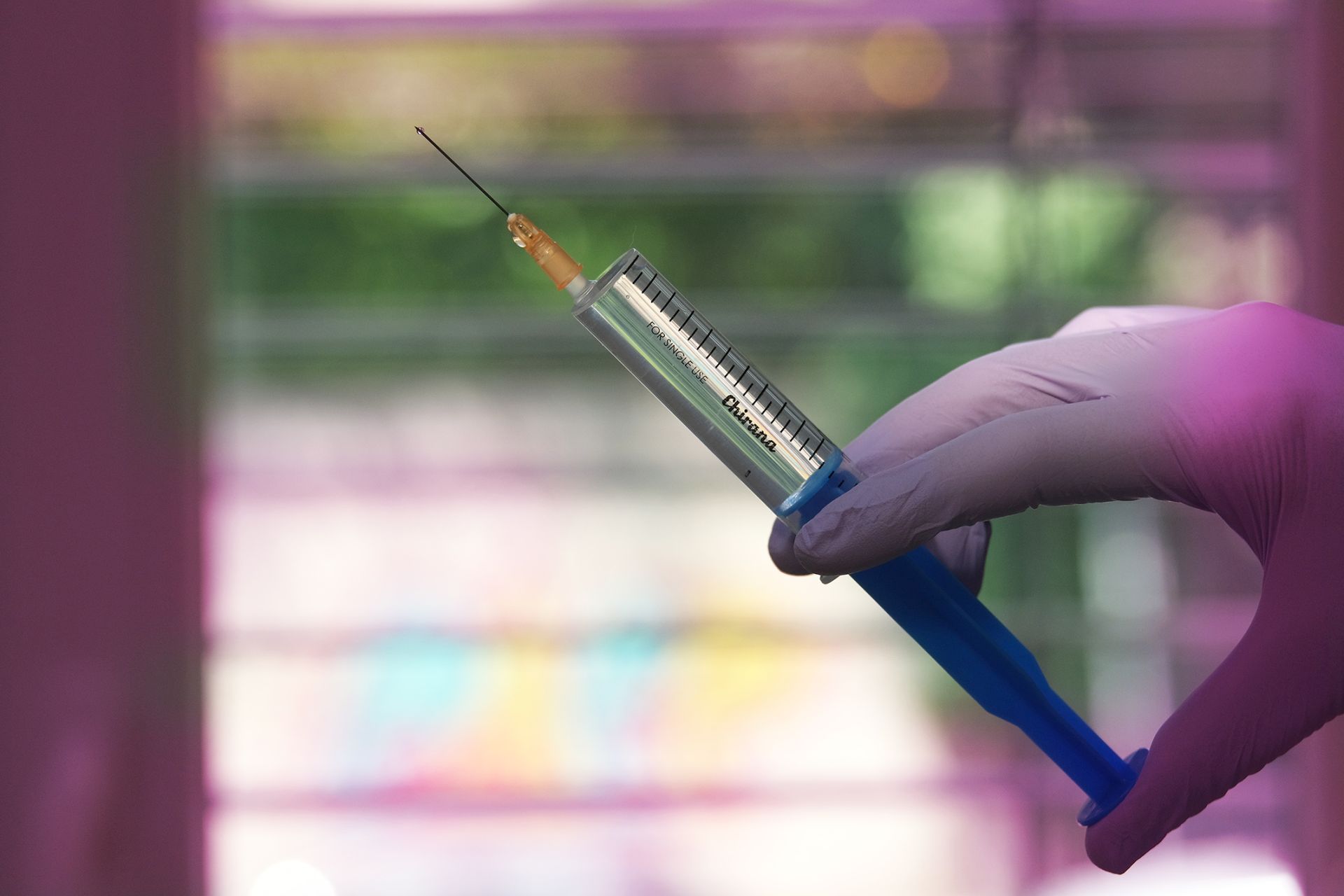 Ősztől a 7.-es fiúk is kaphatnak HPV-elleni oltást