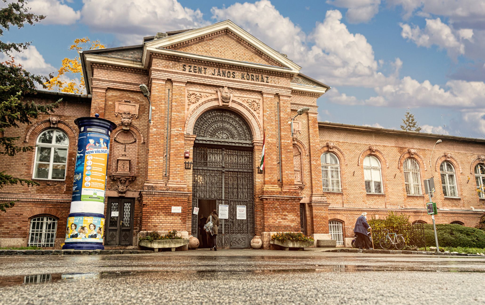 Online szülésfelkészítő tanfolyamot indít a János Kórház