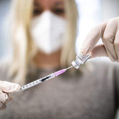 A 16-18 évesek is kapnak védőoltást