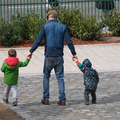 A magyar emberek jó kapcsolatot ápolnak édesapjukkal 