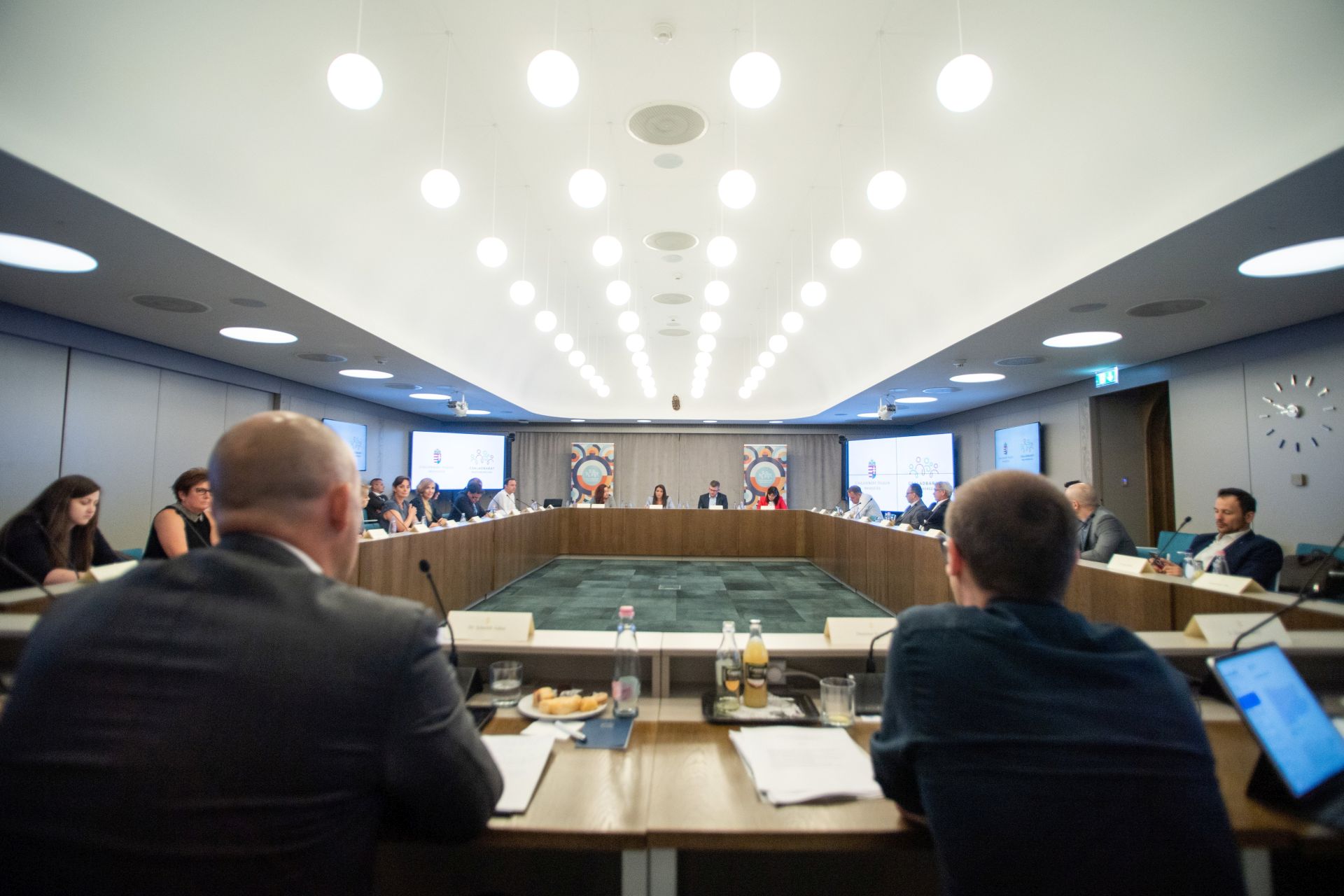 A kényszerű böjt után térjünk vissza a kultúrához!