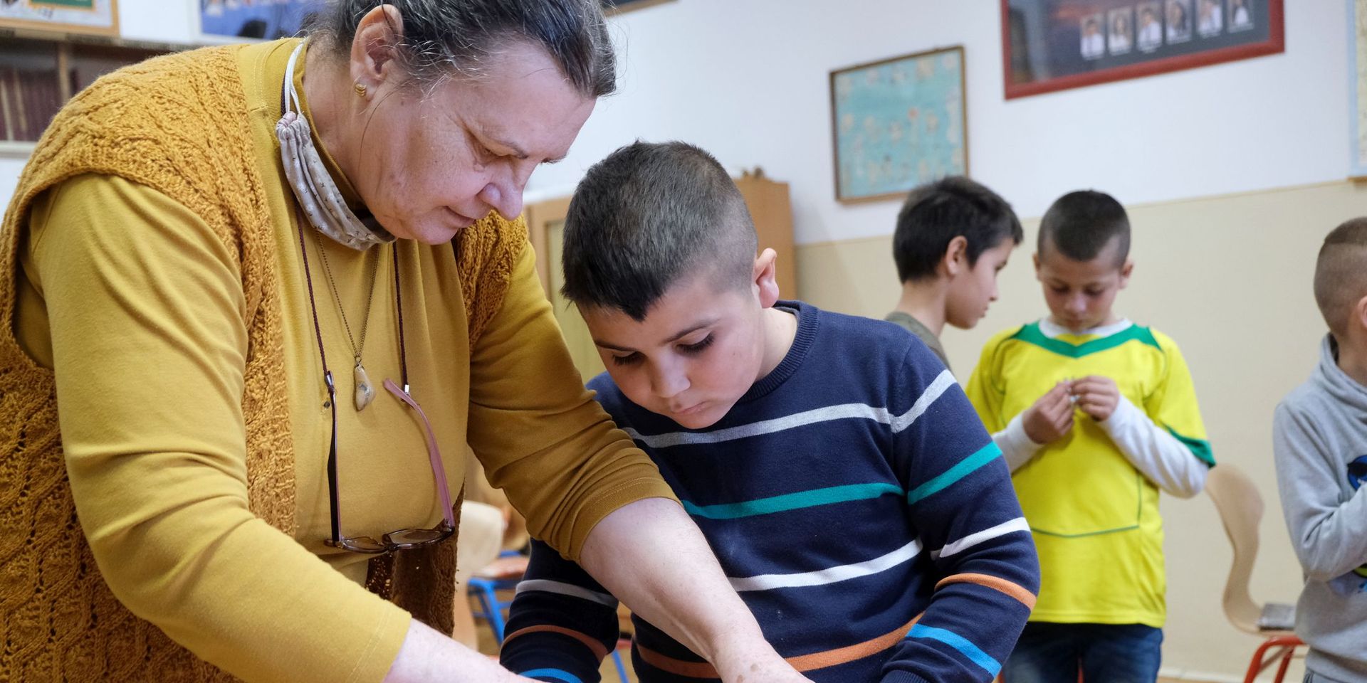 A családügyi intézkedések segítik a roma családok előrelépését