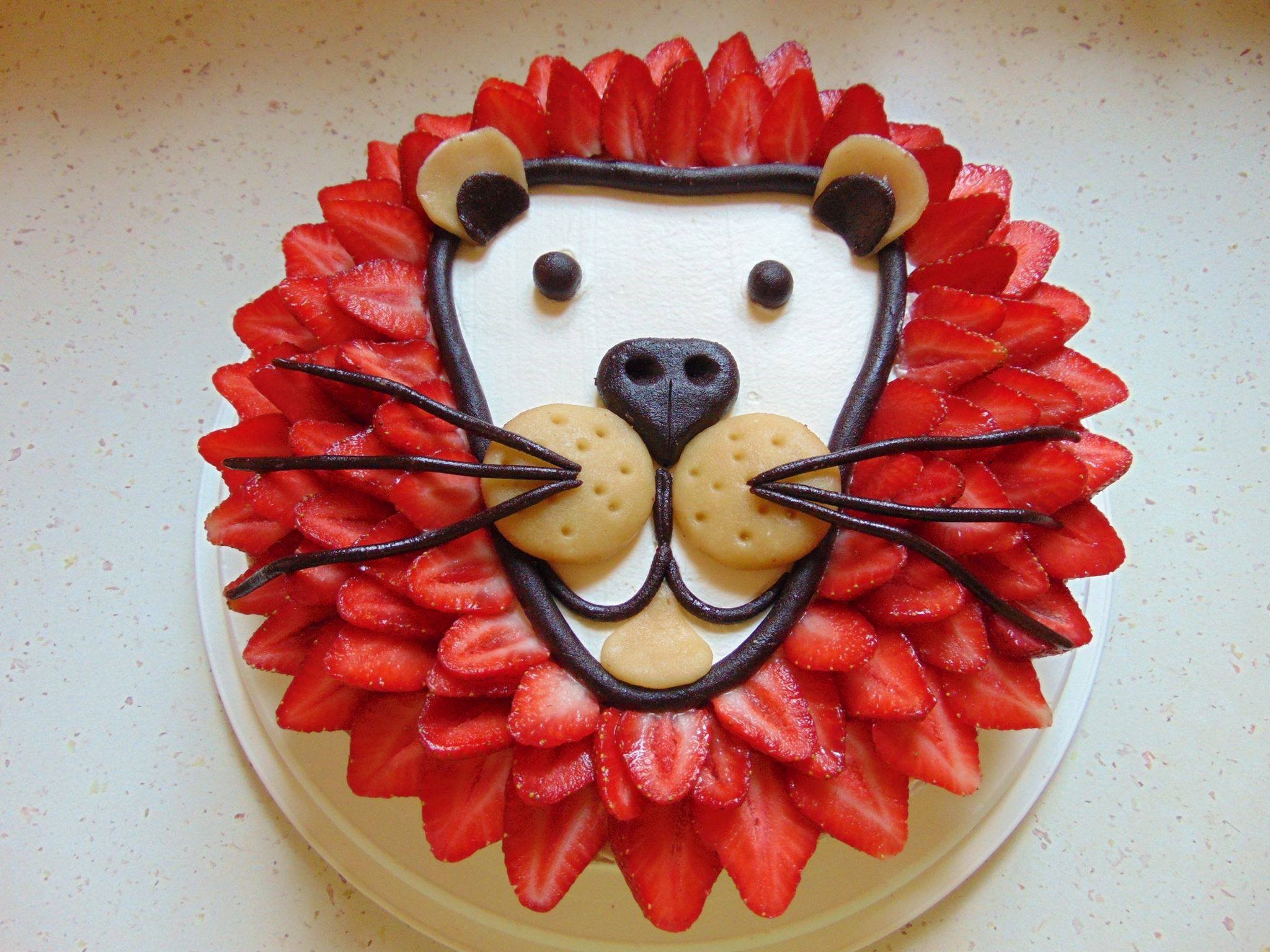 Epertorta és sajtos rúd: villantós desszertek pünkösdre 